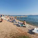 Gorgeous In Popovici With Wifi بيت للعطل
