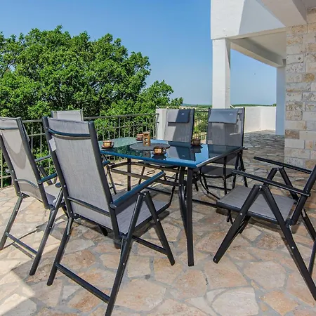 Gorgeous In Popovici With Wifi Feriehus Popovic